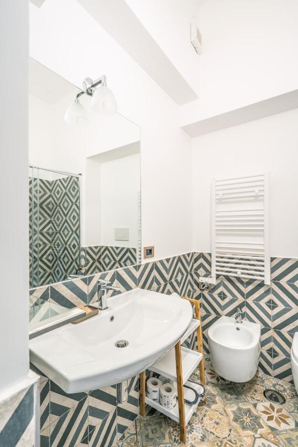 Don Giulio Luxury Home Jacuzzi วีโกเอเกวนเซ ภายนอก รูปภาพ