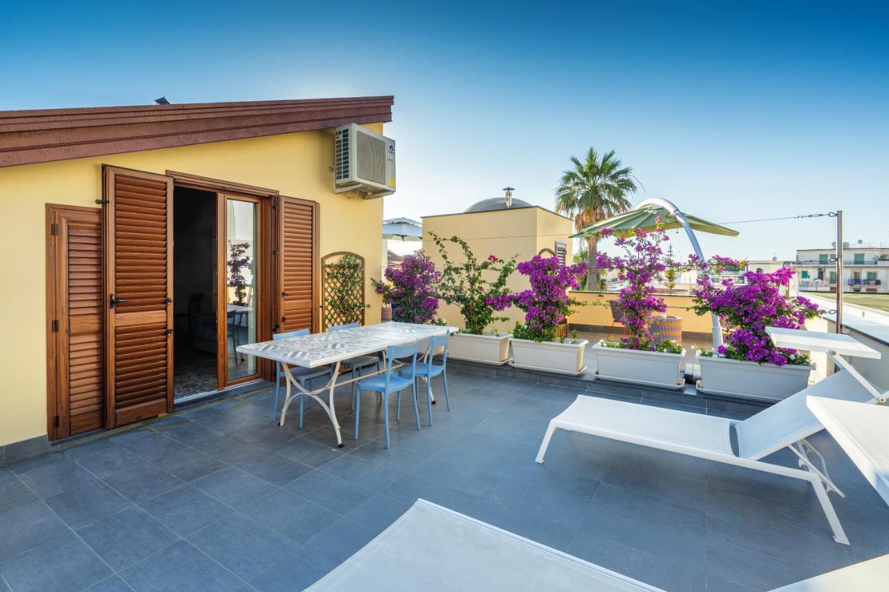 Don Giulio Luxury Home Jacuzzi วีโกเอเกวนเซ ภายนอก รูปภาพ