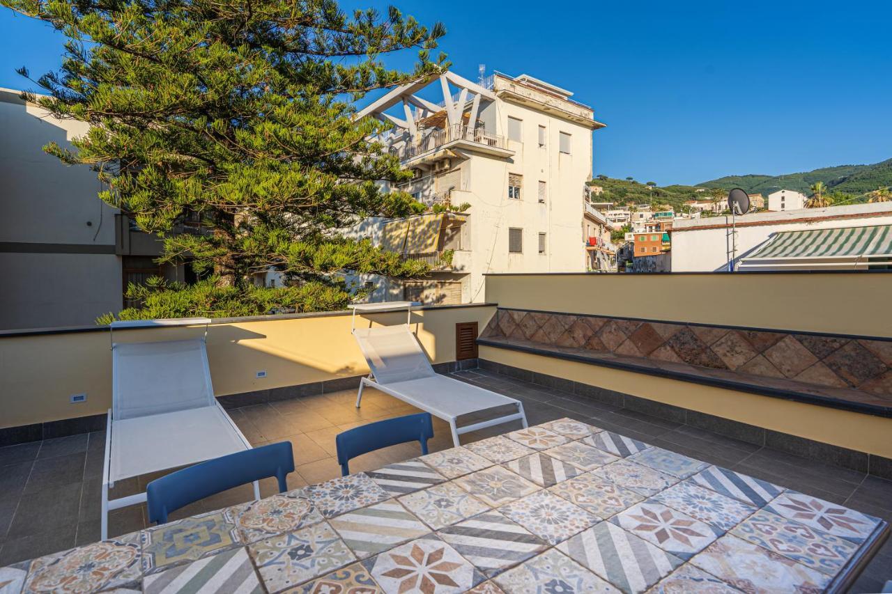 Don Giulio Luxury Home Jacuzzi วีโกเอเกวนเซ ภายนอก รูปภาพ